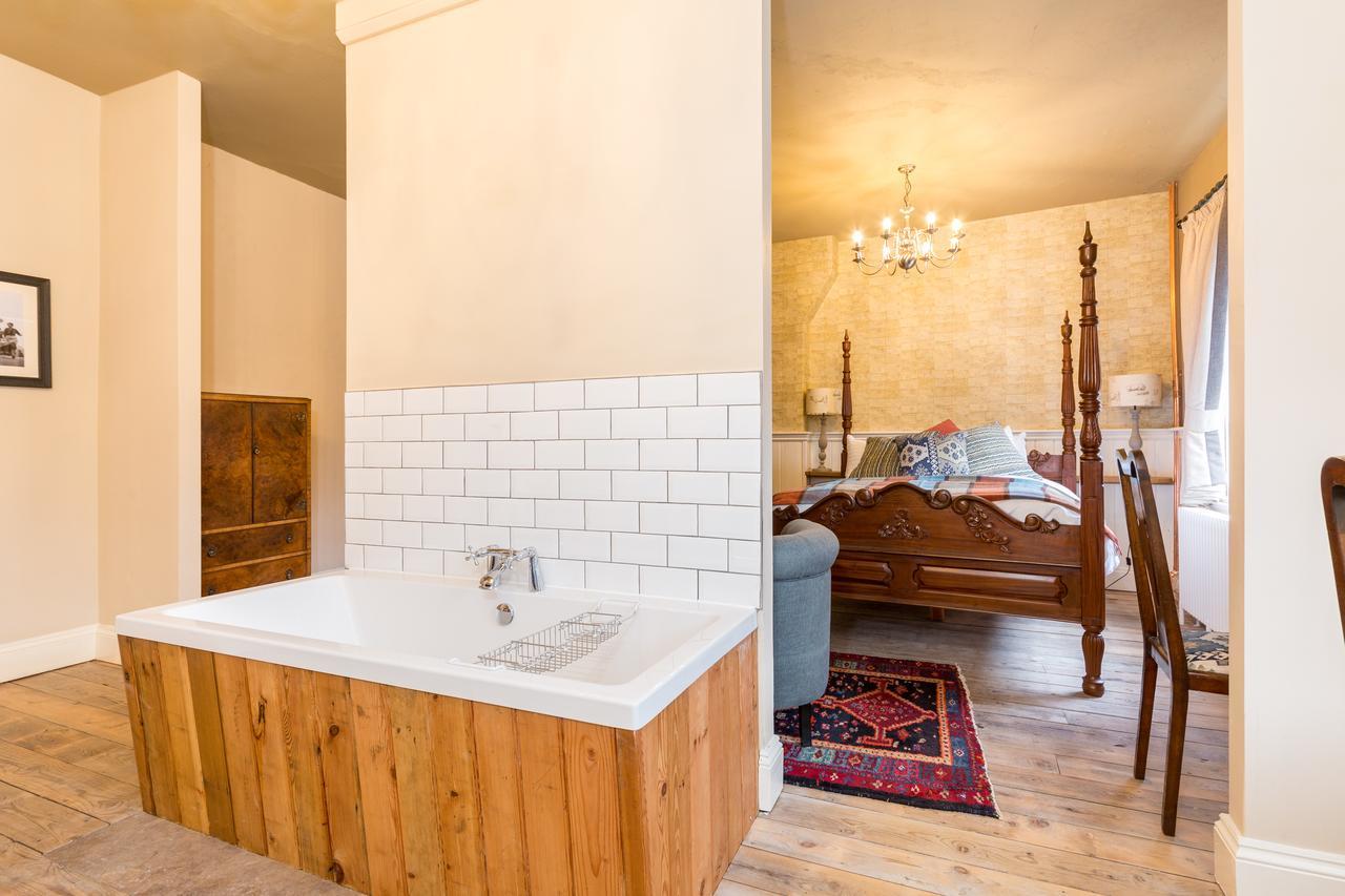 The Bull Hotel Olney Kültér fotó
