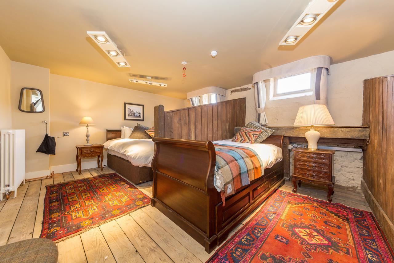 The Bull Hotel Olney Kültér fotó